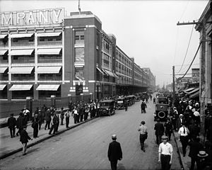 Ford Assembly Plant in 1910 Detroit