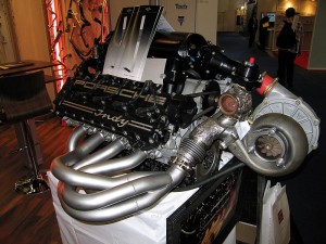 800px-Porsche_Indy_engine